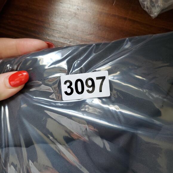 Lululemon Pants Mens 30 Gray Straight Leg Lightweight Stretch Athletic Outdoor - Picture 11 of 11